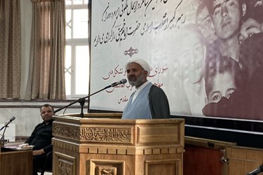 مراسم گرامیداشت امام خمینی(ره) با حضور مهاجرین افغانستانی در مشهد 