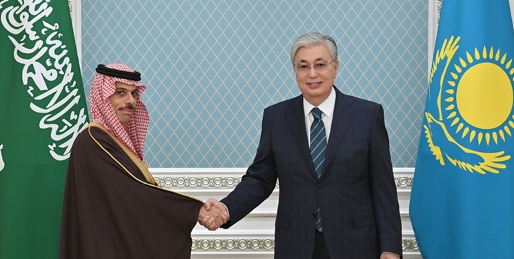 دیدار وزیر امور خارجه سعودی با رئیس جمهور قزاقستان