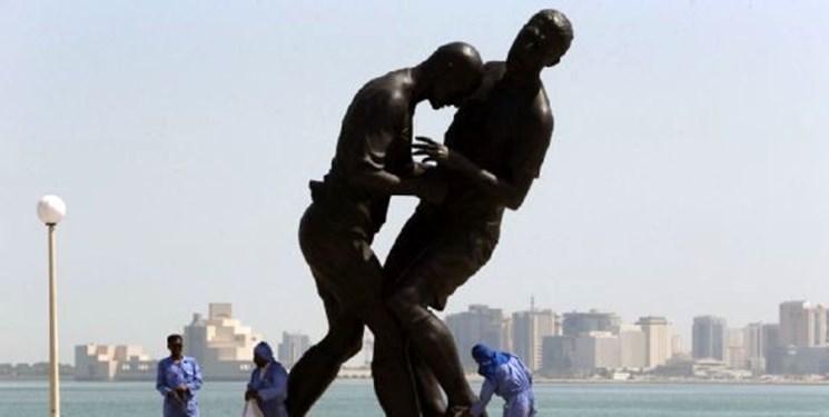 مجسمه سر زیدان در قطر رونمایی شد/ هکتوری که شکست خورد اما افتخار را به خانه برد