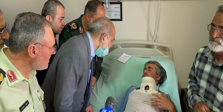 عیادت وزیر کشور و راه از مصدومان حادثه قطار مشهد-یزد