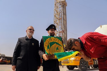 حضور خدام رضوی در بین کارگران شرکت ملی حفاری  ایران                               