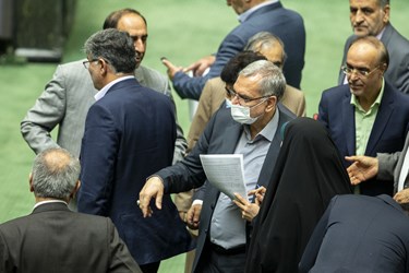 حضور بهرام عین اللهی وزیر بهداشت، درمان و آموزش پزشکی در جلسه علنی مجلس