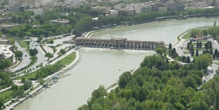 ۷۰ درصد از بستر رودخانه زاینده‌رود سنددار شد