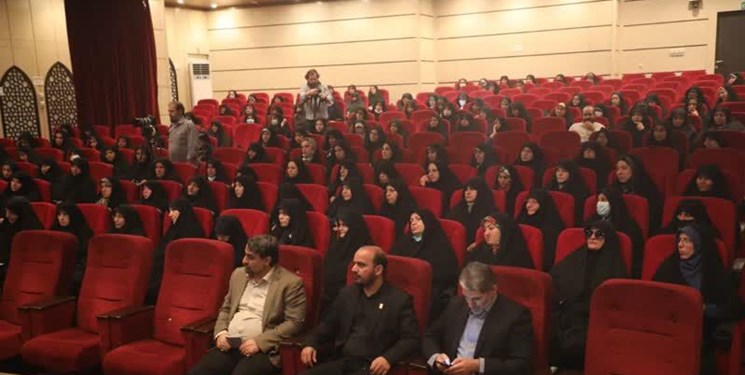 دوره آموزشی خادمان زن بقاع متبرکه کشور در مشهد برگزار شد