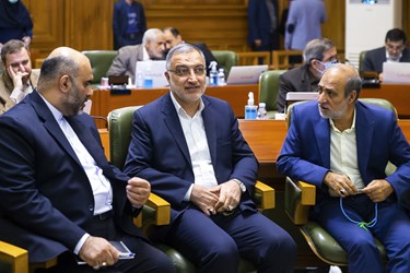 علیرضا زاکانی شهردار تهران در هفتاد و پنجمین جلسه شورای شهر تهران