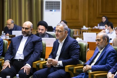 علیرضا زاکانی شهردار تهران در هفتاد و پنجمین جلسه شورای شهر تهران