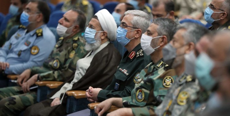 نشست تربیتی فرماندهان ارتش/ سرلشکر موسوی: تربیت افسران و درجه داران منتظر و شایسته ظهور، راهِ آقاییِ ابدیِ ارتش است