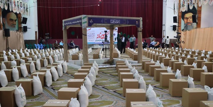 توزیع 100 هزار بسته معیشتی در نهضت کمک‌های مومنانه سپاه کربلا