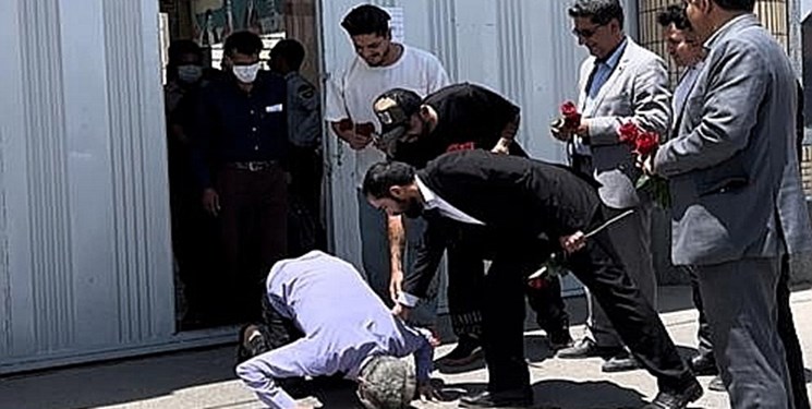 آزادی 13 زندانی و خرید 12 جهیزیه به همت گروه جهادی شهید زمانی نیا