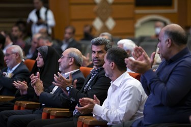 هادی ساعی رئیس فدراسیون تکواندو  در مراسم تجلیل از قهرمانان و نام آوران تکواندو 