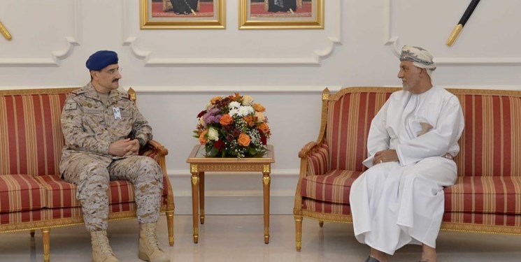 رایزنی مقامات نظامی سعودی و عمان درباره همکاری‌های مشترک
