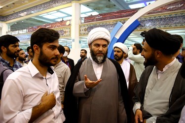 حضور حجت الاسلام قمی رئیس سازمان تبلیغات اسلامی در دومین روز نمایشگاه هم افزایی مدیریت ایران