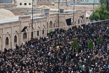 عکس‌| اجتماع باشکوه و عظیم اردبیلی‌ها در عزاداری تاسوعای حسینی 