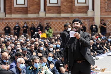 مداحی حاج عبدالله داداشی در محل اقامه نماز ظهر عاشورا در اردبیل