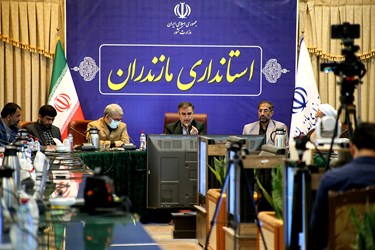 نشست خبری استاندار و رئیس شورای اطلاع رسانی استان مازندران به مناسبت هفته دولت