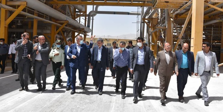 ۳۵ طرح صنعتی و معدنی در فارس به بهره‌برداری رسید