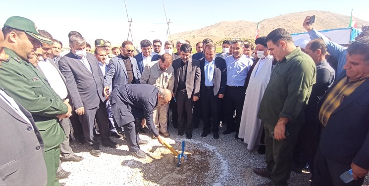 وزیر کشور کلنگ‌ احداث بخشی از بزرگراه بابامیدان- گچساران را به زمین زد