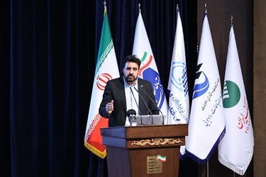 سخنرانی یاسر رضاخواه مدیرعامل رایتل در مراسم افتتاح پروژه های بخش ارتباطات و فناوری اطلاعات