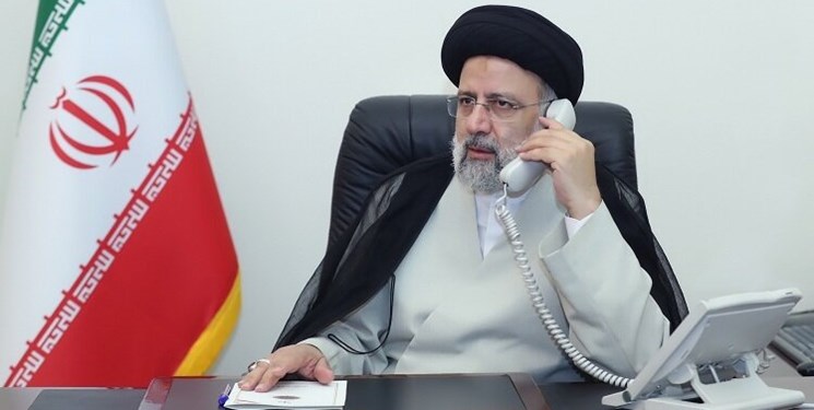 گفت‌وگوی تلفنی رئیس‌جمهور با مراجع تقلید به مناسبت هفته دولت