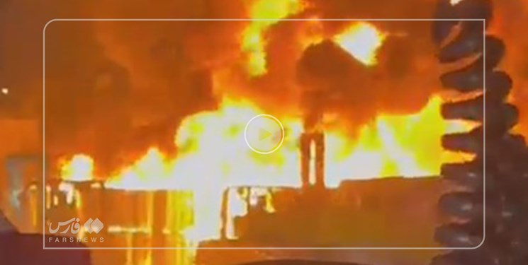 ۱۲ مصدوم در حادثه آتش سوزی مجمتع مسکونی در شهر صدرا