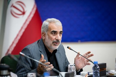 یوسف نوری  وزیر آموزش پرورش در نشست فعالین صنعت نوشت افزار ایرانی