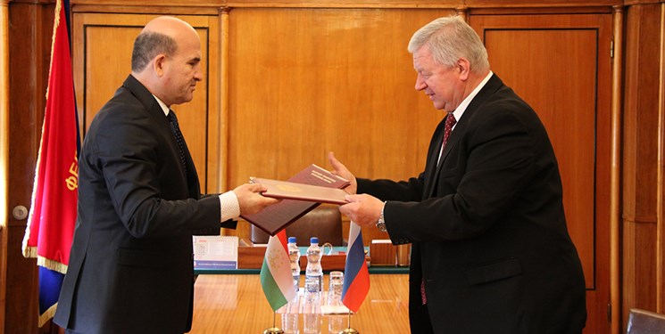 اتحادیه‌های کارگری تاجیکستان و روسیه سند همکاری امضا کردند