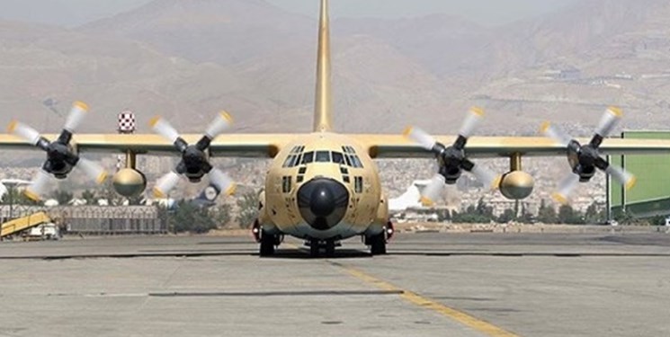 ارسال کمک‌های نیروی هوایی ارتش به زوار اربعین در فرودگاه ایلام
