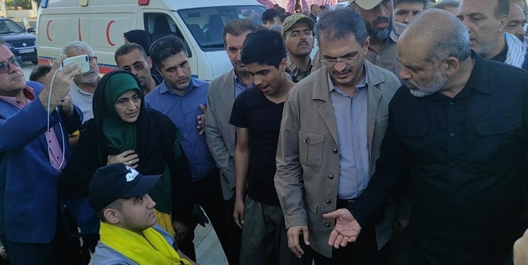 وزیر کشور از وضعیت تردد زوار اربعین در مرز باشماق بازدید کرد