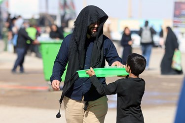  پذیرایی از زائران اربعین در مرز چذابه