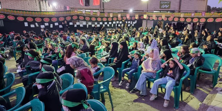 کودکان نطنزی یاوران کوچک امام حسین(ع) شدند+تصاویر