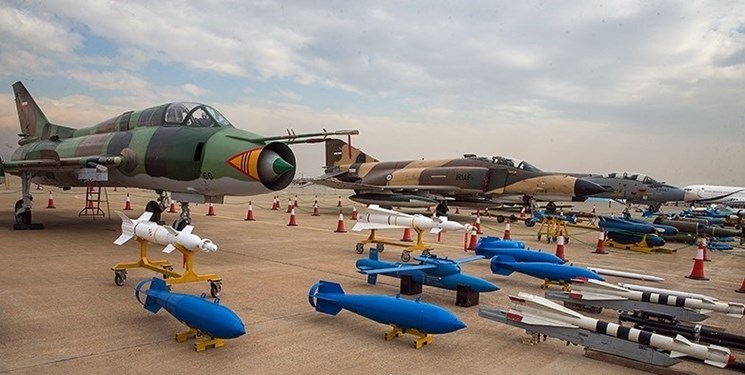 نمایشگاه نیروی هوایی ارتش در پایگاه یکم شکاری شهید لشگری گشایش می‌یابد