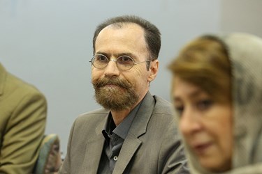 استاد امیراحمد فلسفی از اعضای شورای عالی انجمن خوشنویسان ایران