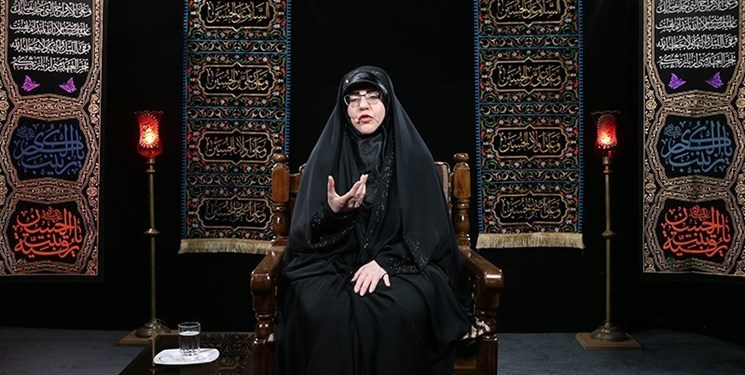شاعر زن آئینی: دروغگویی، شایعه‌پراکنی و سیاه‌نمایی معاندان، امر بی‌سابقه‌ای نیست