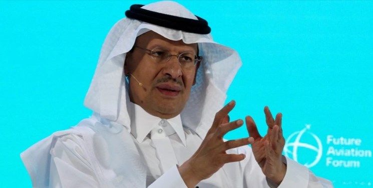 وزیر انرژی عربستان سعودی: 40 سال را با توسعه‌ندادن صنعتی هدر دادیم