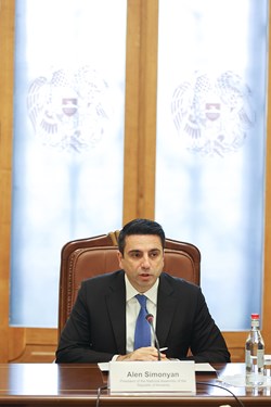 آلن سیمونیان رئیس مجلس ملی جمهوری ارمنستان 
