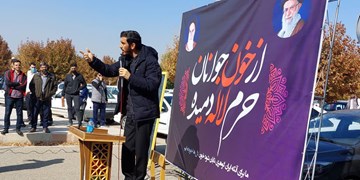 فیلم| مداحی طوفانی«حاج مهدی رسولی» در دانشگاه زنجان