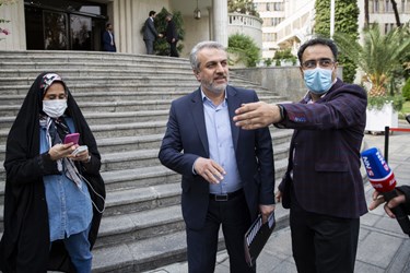 سیدرضا فاطمی امین وزیر صنعت، معدن و تجارت در حاشیه جلسه هیات دولت