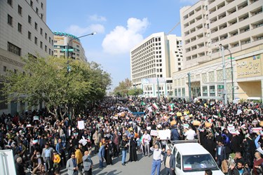 راهپیمایی ضداستکباری مردم انقلابی و ولایتمدار مشهد در یوم‌الله ۱۳ آبان