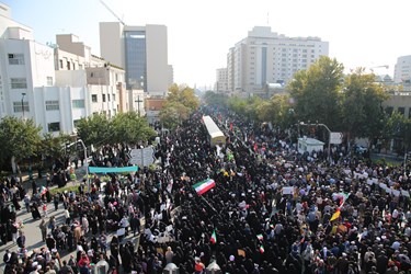 راهپیمایی ضداستکباری مردم انقلابی و ولایتمدار مشهد در یوم‌الله ۱۳ آبان