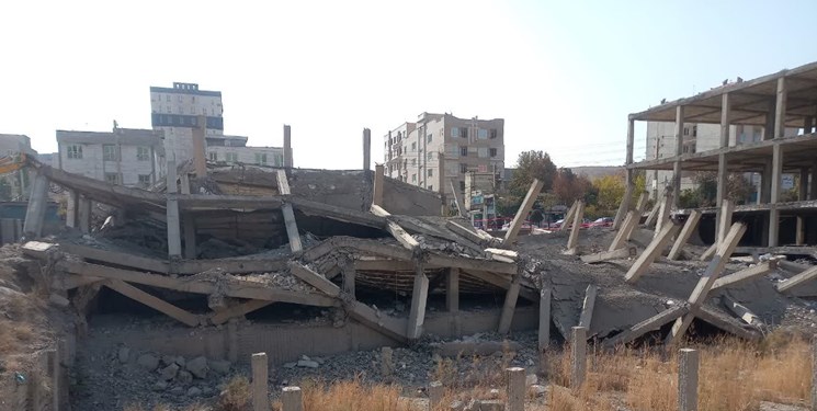 ریزش مجتمع غنچه هشدار برای ملک‌های ناایمن پردیس/ دادستان: ساختمان مجاور تخریب می‌شود