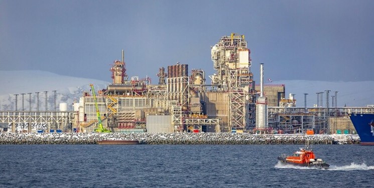 بلومبرگ: اعمال سقف قیمت نفت نشانه ضعف است/ روسیه دیگر گاز را ارزان نمی‌فروشد