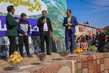 به وقت شادی؛ همایش پیاده‌روی خانوادگی در جنوب کرمان
