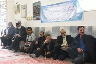 حضور نماینده ولی‌فقیه در استان سمنان در روستای زمان‌آباد و دیدار با اهالی و بررسی مشکلات و مسائل منطقه