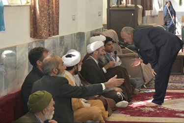 حضور نماینده ولی‌فقیه در استان سمنان در روستای زمان‌آباد و دیدار با اهالی و بررسی مشکلات و مسائل منطقه