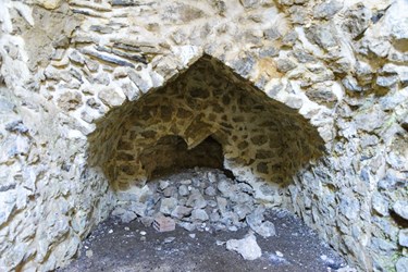 کاروانسرای «قُزْلُقْ» در گلستان