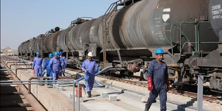 اجرای طرح ملی شرکت نفت بعد از ۱۶ سال تعطیلی در یزد/ معاون وزیر نفت: تولید ۹۰ درصد تأسیسات نفتی در داخل کشور
