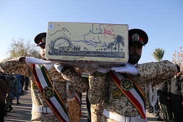 آئین استقبال از پیکرهای مطهر شهدای گمنام در شیراز