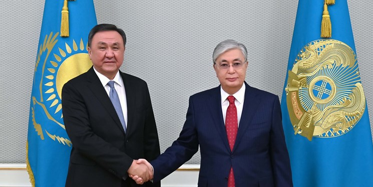 تاکید رئیس جمهور قزاقستان بر توسعه همکاری با سازمان کشورهای ترک