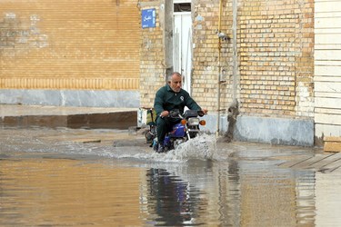  آبگرفتگی خانه‌ها و معابر اهواز پس از اولین بارش زمستانی