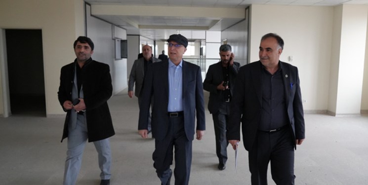 بازدید وزیر علوم از مراحل احداث ساختمان پارک علم و فناوری بین المللی جمهوری اسلامی ایران